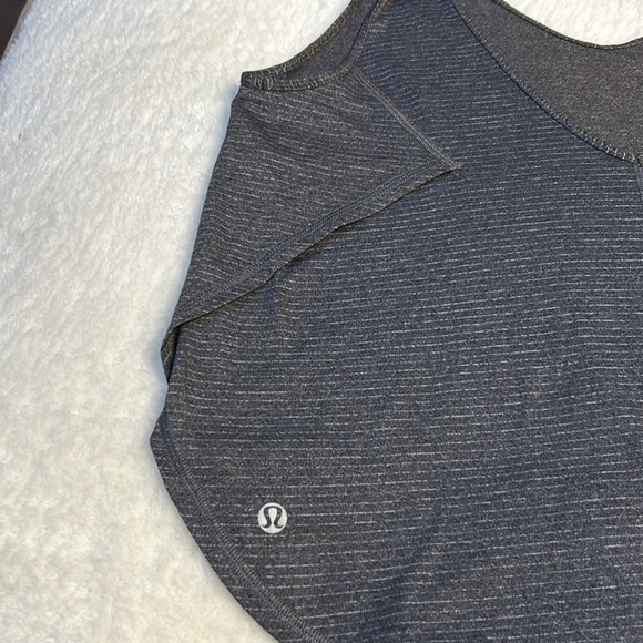🔥4 for $20🔥 Lululemon Sleeveless Tank Top - Picture 5 of 7